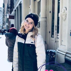 Meet your Posher, Hailey